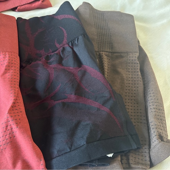 Gymshark Women’s Mix of Red & Burgundy Leggings and Tops - Picture 2 of 6